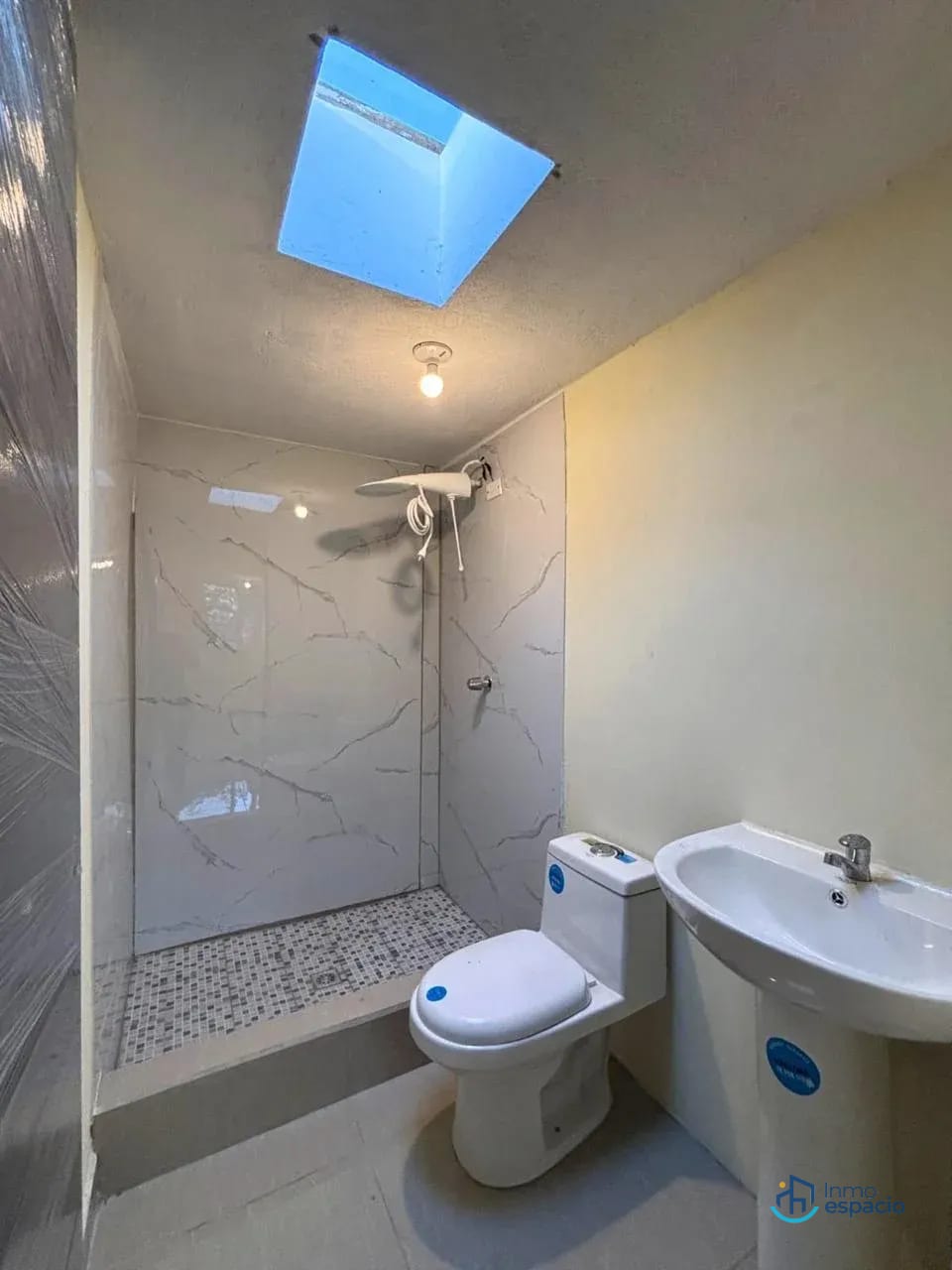 🏡 CASA NUEVA EN VENTA – COLONIA PANORAMA, CIUDAD SAN CRISTÓBAL — Casa en Venta en Zona 8 Mixco, Guatemala, Ciudad — foto 2 de 17