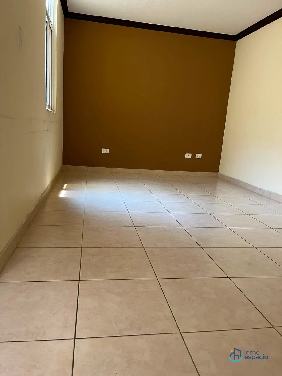 🏡 CASA EN VENTA – ALTOS DE LA ENCINAL 2 — Casa en Venta en El Encinal, Zona 7 Mixco, Guatemala, Ciudad — foto 7 de 17