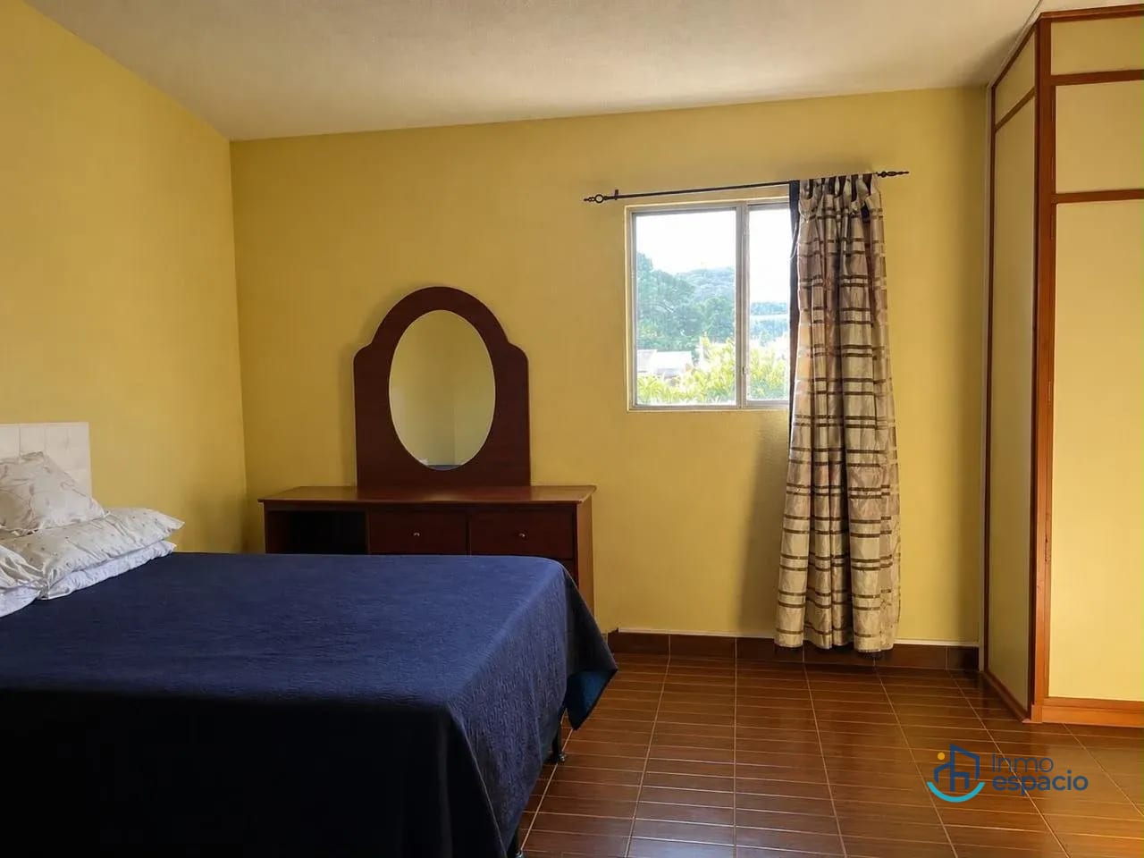 Casa en Venta | Zona 8 de Mixco — Casa en Venta en Pinares de San Cristobal, Zona 8 Mixco, Guatemala, Ciudad — foto 4 de 6