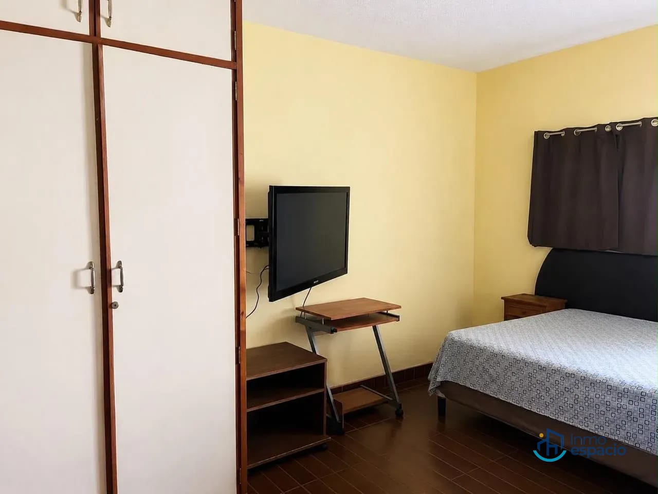 Casa en Venta | Zona 8 de Mixco — Casa en Venta en Pinares de San Cristobal, Zona 8 Mixco, Guatemala, Ciudad — foto 3 de 6