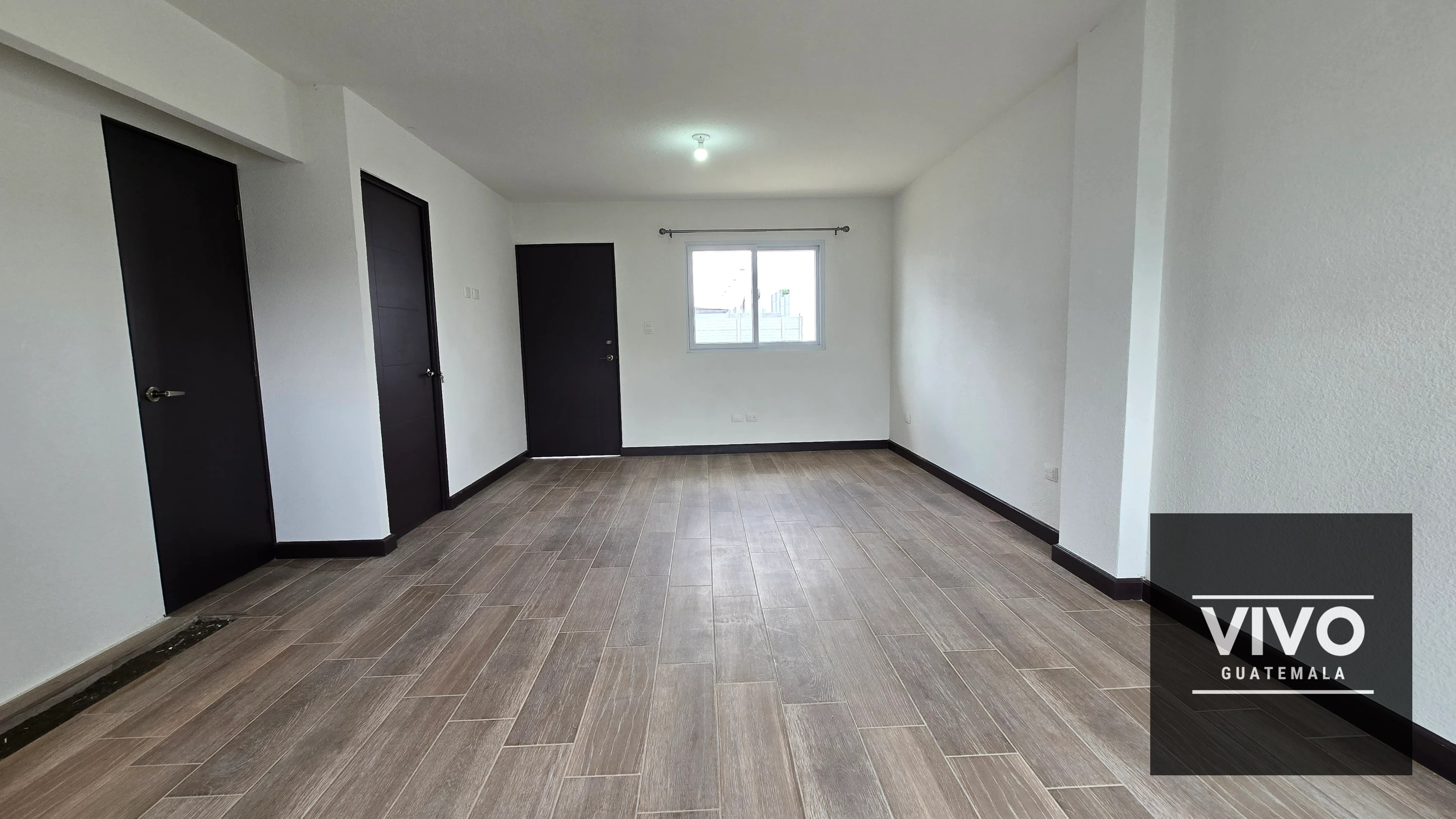 Se renta casa con jardín en Condominio Florenza, San José Pinula — Casa en Alquiler en Condado Florenza, San José Pinula, Guatemala, Ciudad — foto 4 de 12