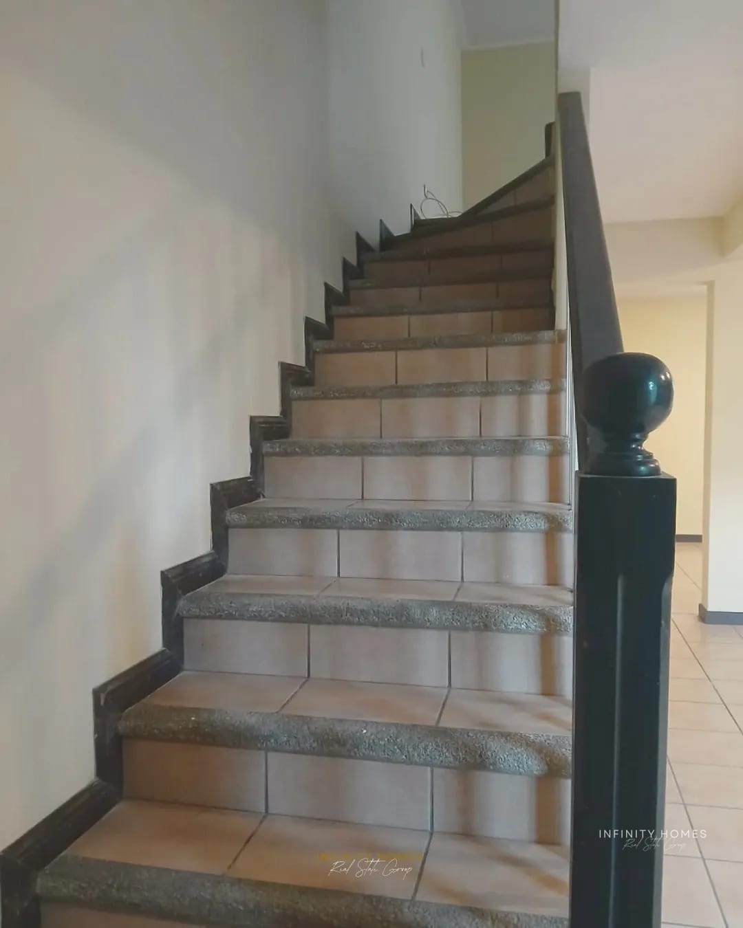 🚨PRECIO DE OPORTUNIDAD🚨 CASA EN VENTA — CONDOMINIO SAN BASILIO — Casa en Venta en Condado Naranjo, Zona 4 Mixco, Guatemala, Ciudad — foto 7 de 12