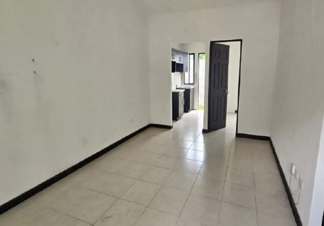 SENDEROS DE MONTECRISTO ALDEA EL PLANTAR SAN JOSE PINULA, VENDO BONITA CASA — Casa en Venta en San José Pinula, Guatemala, Ciudad — foto 5 de 11