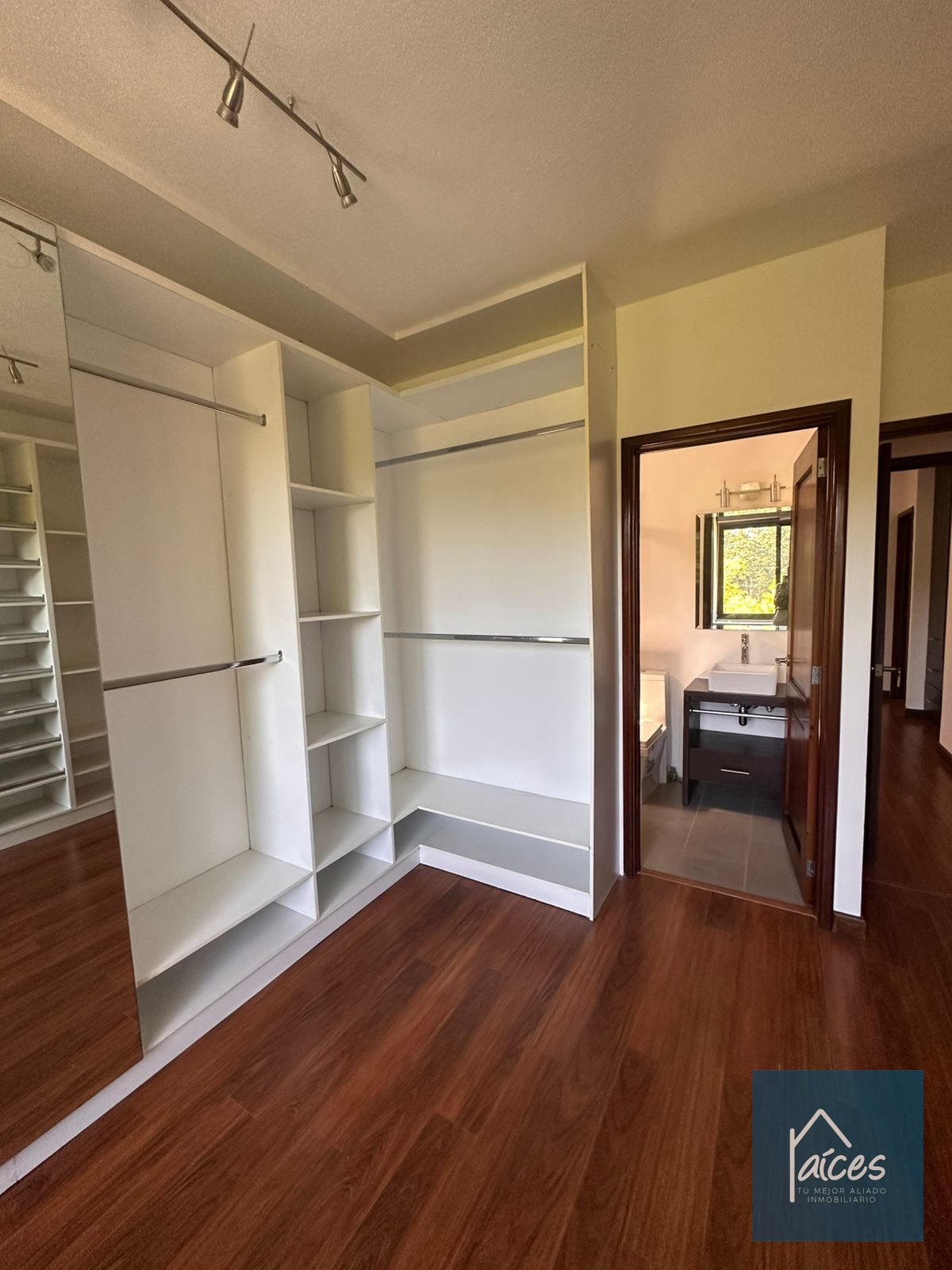 Casa en venta SANTUARIA MUXBAL (*20) - 12