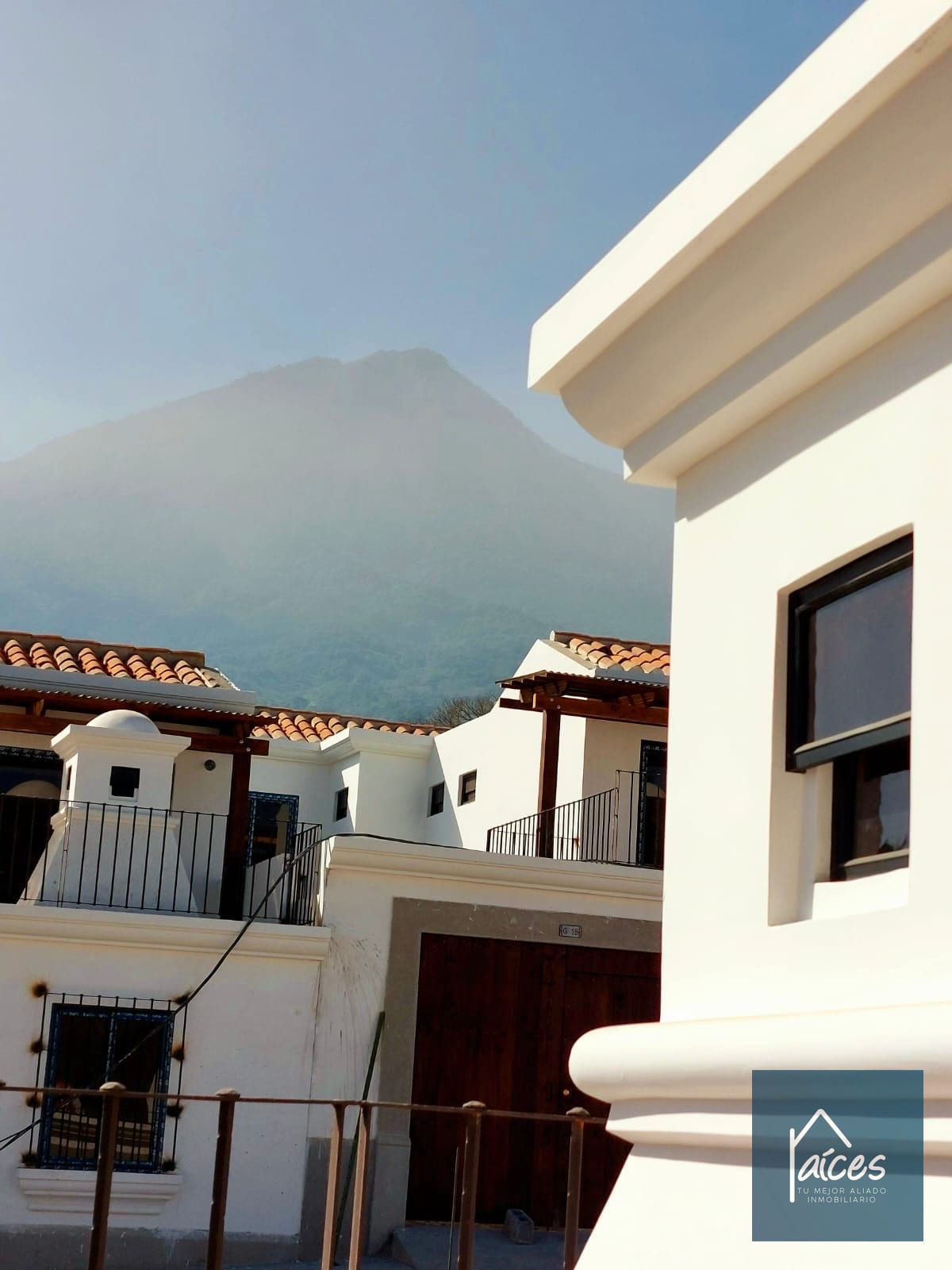 Casa Amueblada en Venta en BARRIOS COLONIALES, Antigua, Sacatepequez (D) — Casa en Venta en Antigua, Sacatepéquez — foto 2 de 14