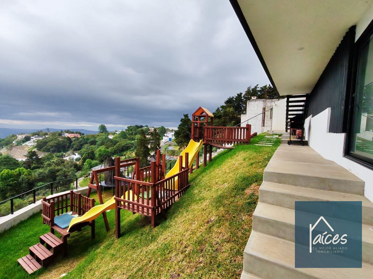Casa en venta CAES Km. 9.5 ALTOS DE MONTEBELLO (*20) — Casa en Venta en Montebello II, Carretera a El Salvador, Guatemala, Ciudad — foto 6 de 10