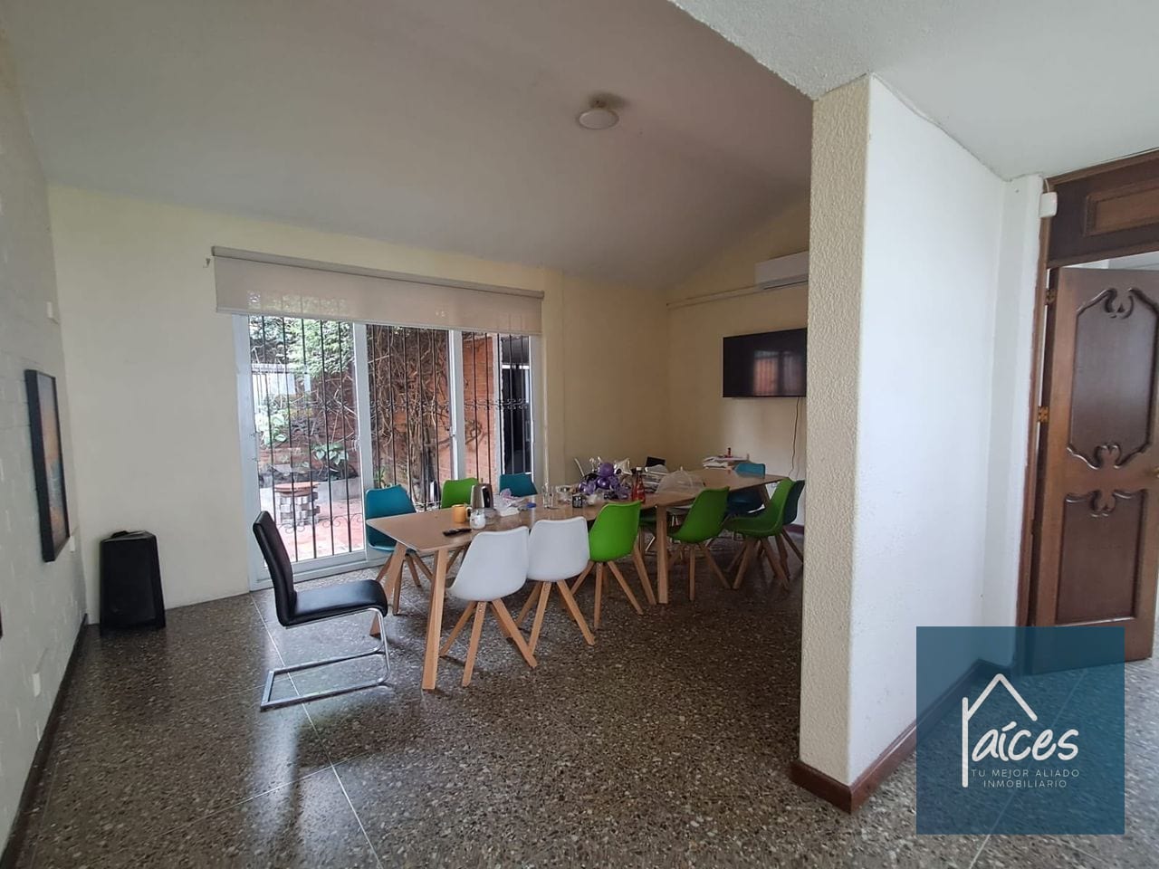 Casa para oficina en renta Zona 10 (D) — Casa en Alquiler en Zona 10, Guatemala, Ciudad — foto 6 de 11
