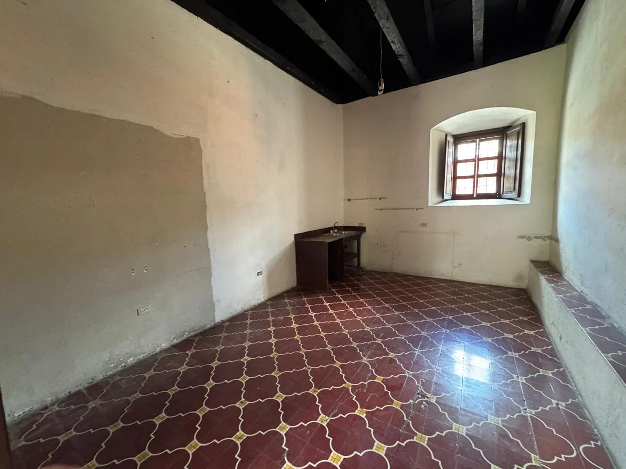 Casa Comercial en Renta en el Centro de Antigua — Casa en Alquiler en Antigua, Sacatepéquez — foto 2 de 6