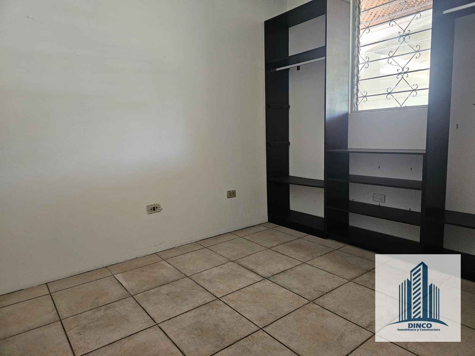 Alquilo Casa de Un Nivel en Residenciales V Zona 11 - 6