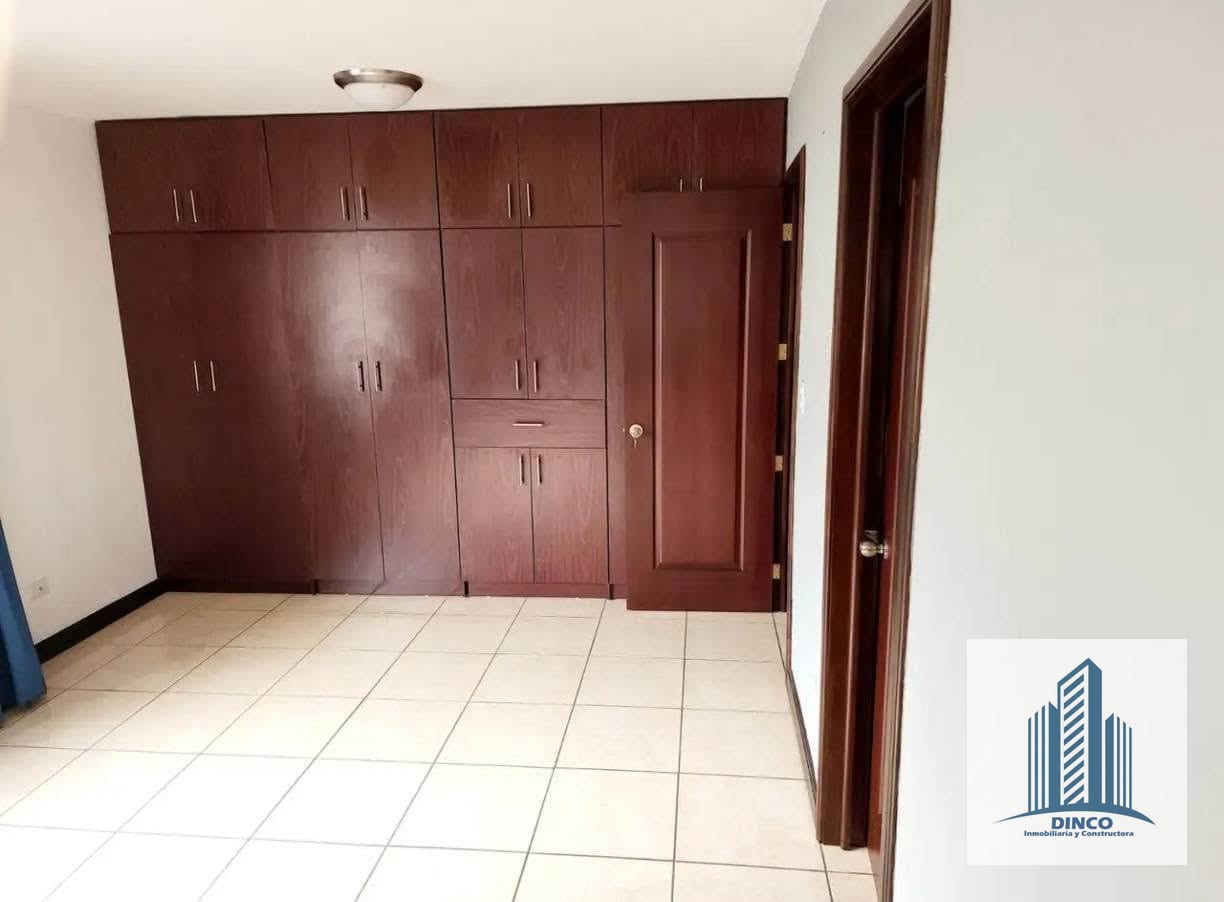 Alquilo Casa en Bosques de La Fontana Z.4 de Mixco — Casa en Alquiler en Zona 4 Mixco, Guatemala, Ciudad — foto 4 de 6