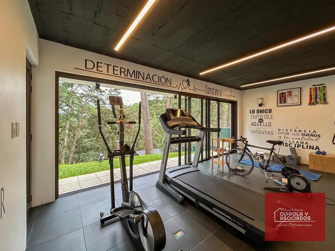 Bella Casa en Venta en Santa Rosalia 127CVSTD — Casa en Venta en Santa Rosalia La Laguna, Carretera a El Salvador, Guatemala, Ciudad — foto 12 de 17