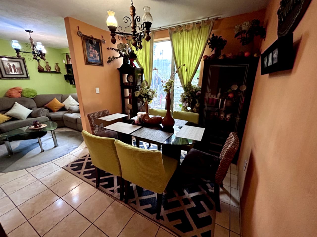 CASA GRANDE - LA ATLÁNTIDA, ZONA 18 — Casa en Venta en Colonia Atlántida, Zona 18, Guatemala, Ciudad — foto 7 de 17