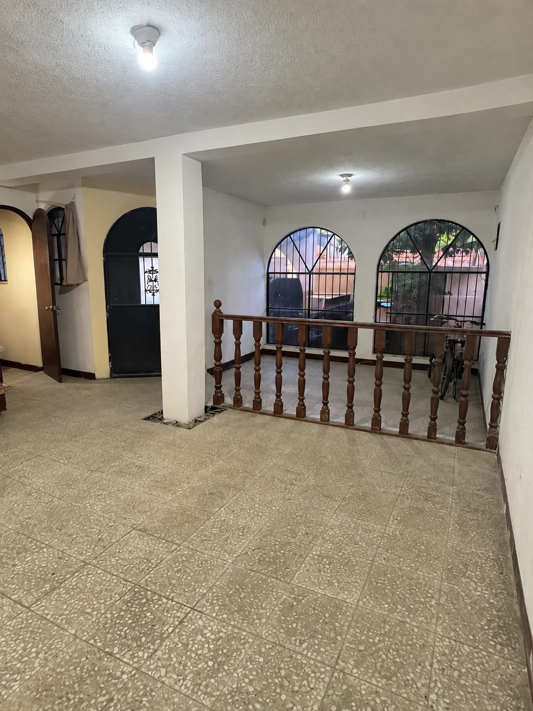Casa en Venta | Planes de Minerva 8 | Zona 11 de Mixco — Casa en Venta en Zona 11 Mixco, Guatemala, Ciudad — foto 2 de 10