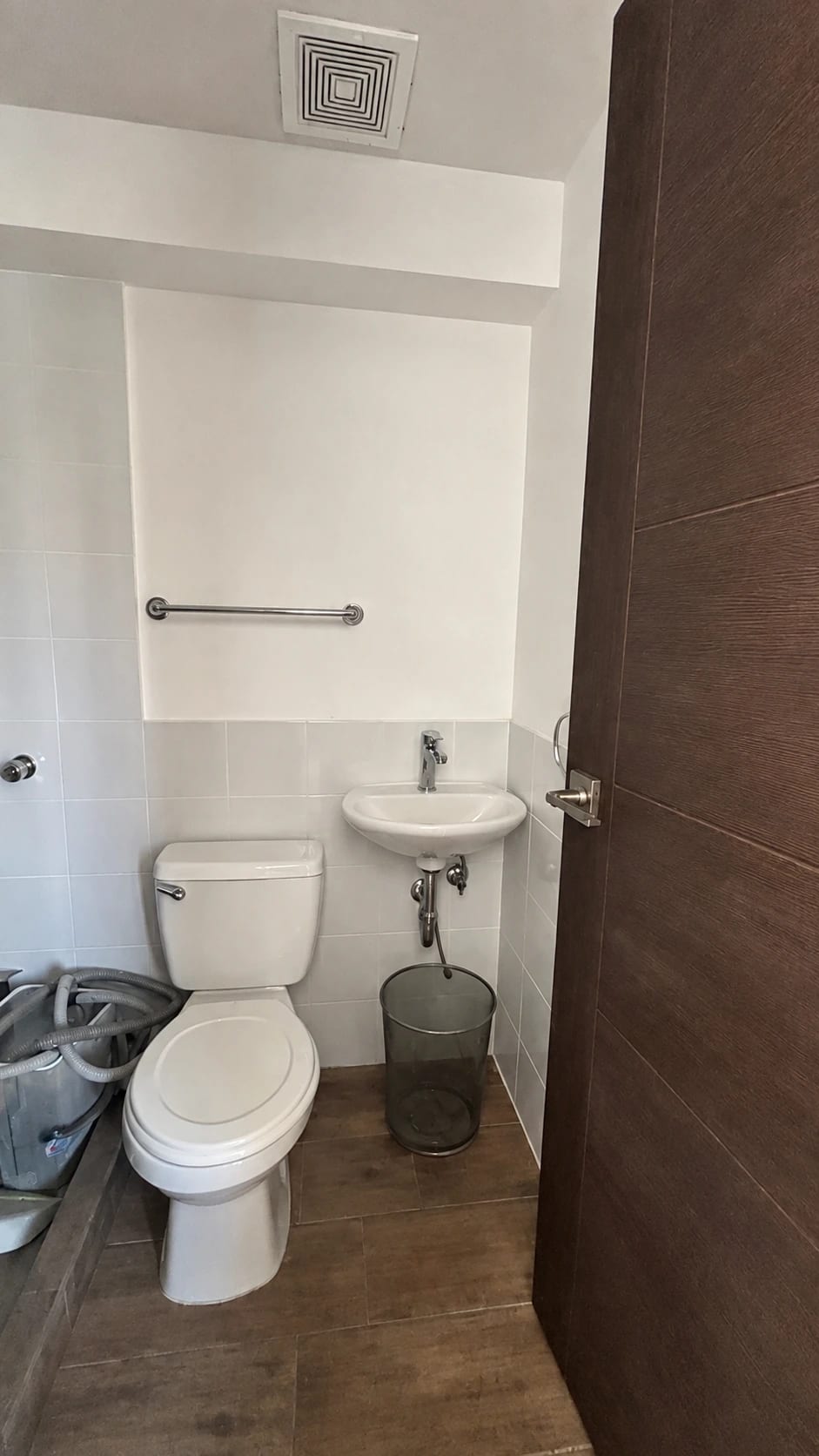 Apartamento Amueblado en Renta | Villas Coruña | Zona 4 de Mixco — Casa en Alquiler en Zona 4 Mixco, Guatemala, Ciudad — foto 7 de 17