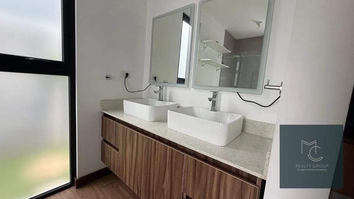 Casa en VENTA - CAES km 18.5 — Casa en Venta en km 16-20, Carretera a El Salvador, Guatemala, Ciudad — foto 9 de 14