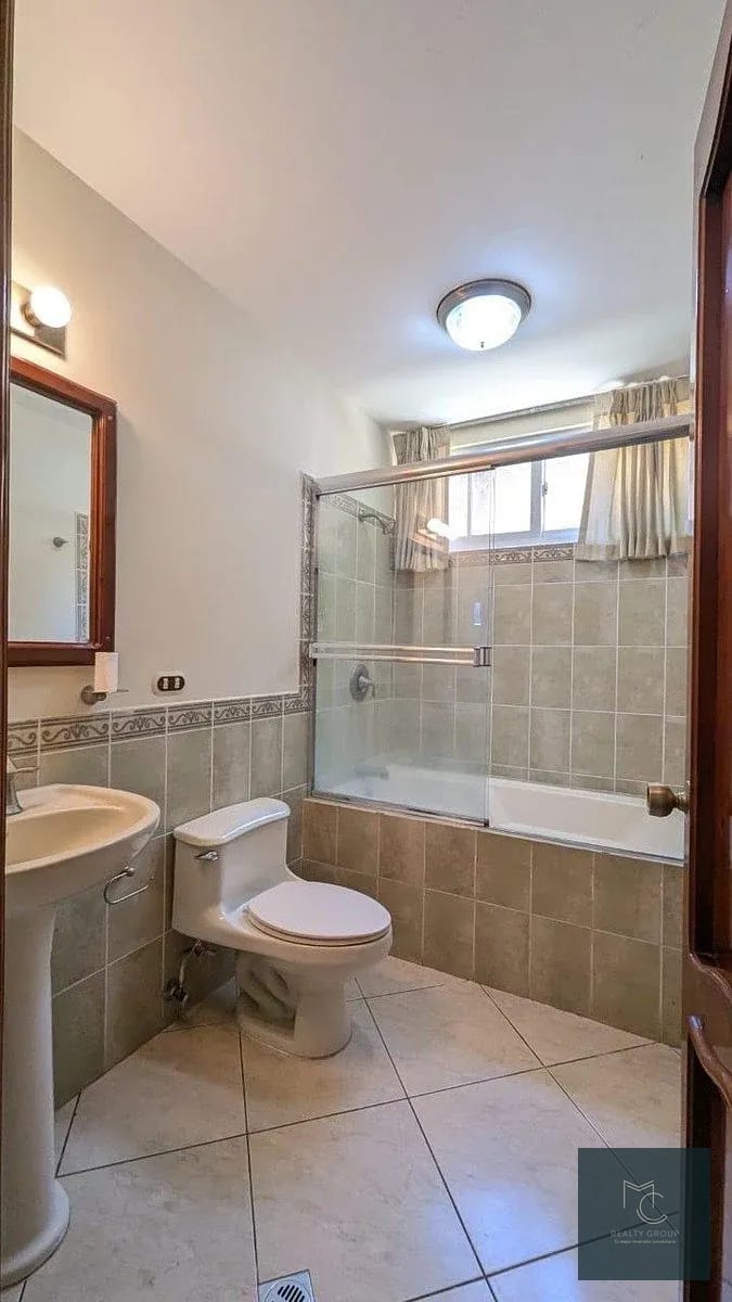 Casa Renta/venta Residenciales el Ensueño — Casa en Alquiler en San Lucas Sacatepéquez, Sacatepéquez — foto 7 de 17