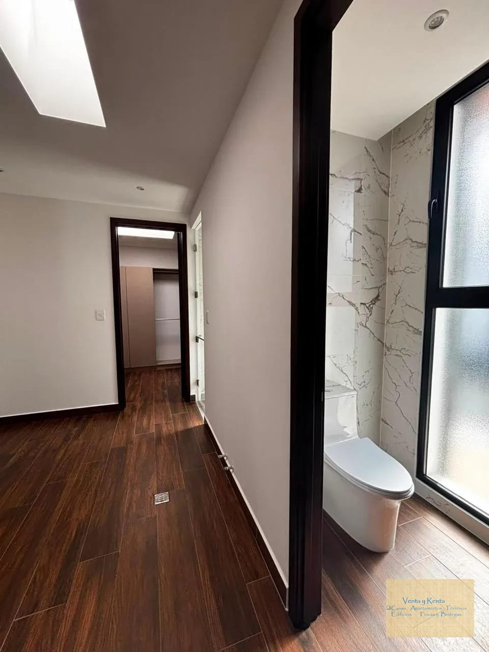 Zona 10 Casa en Exclusivo Condominio Molié — Casa en Venta en Zona 10, Guatemala, Ciudad — foto 11 de 11