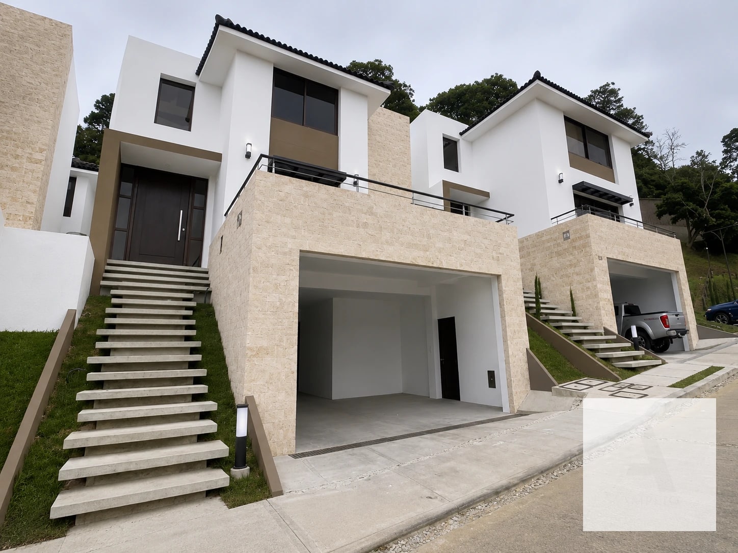 Casa en Renta en Lomas de San Isidro – Zona 16 — Casa en Alquiler en Lomas de San Isidro, Zona 16, Guatemala, Ciudad — foto 1 de 10