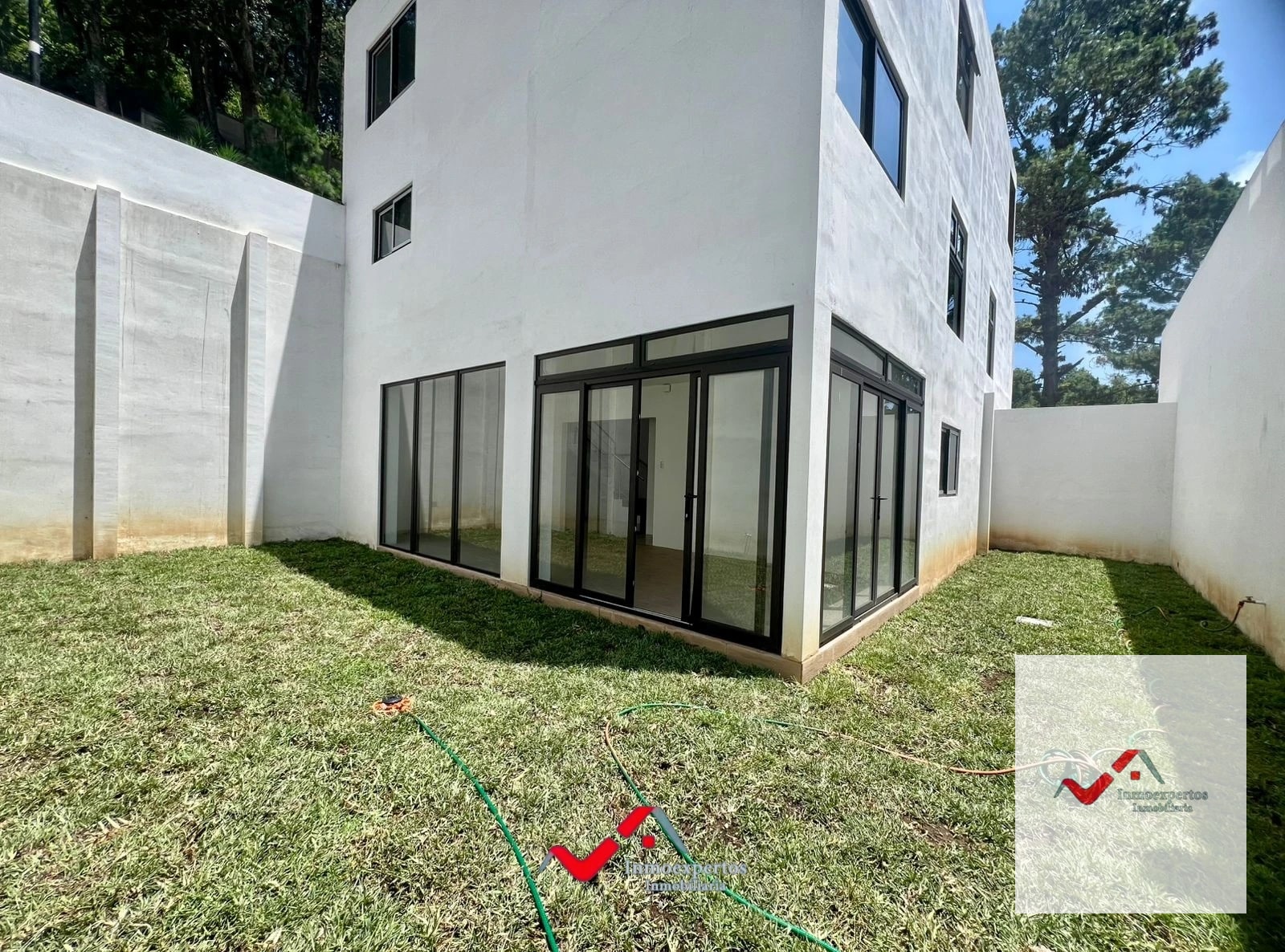 CASA EN VENTA EN ZONA 16 — Casa en Venta en Zona 16, Guatemala, Ciudad — foto 17 de 17