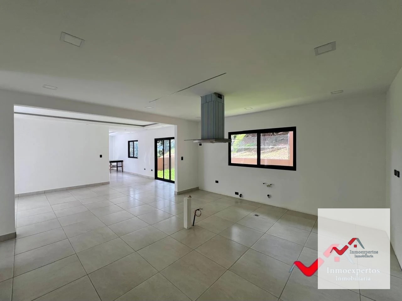 CASA EN VENTA EN ZONA 16 — Casa en Venta en Zona 16, Guatemala, Ciudad — foto 7 de 17