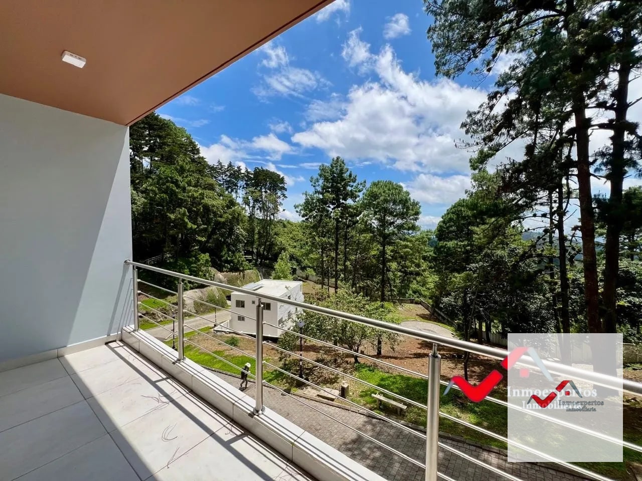CASA EN VENTA EN ZONA 16 — Casa en Venta en Zona 16, Guatemala, Ciudad — foto 10 de 17