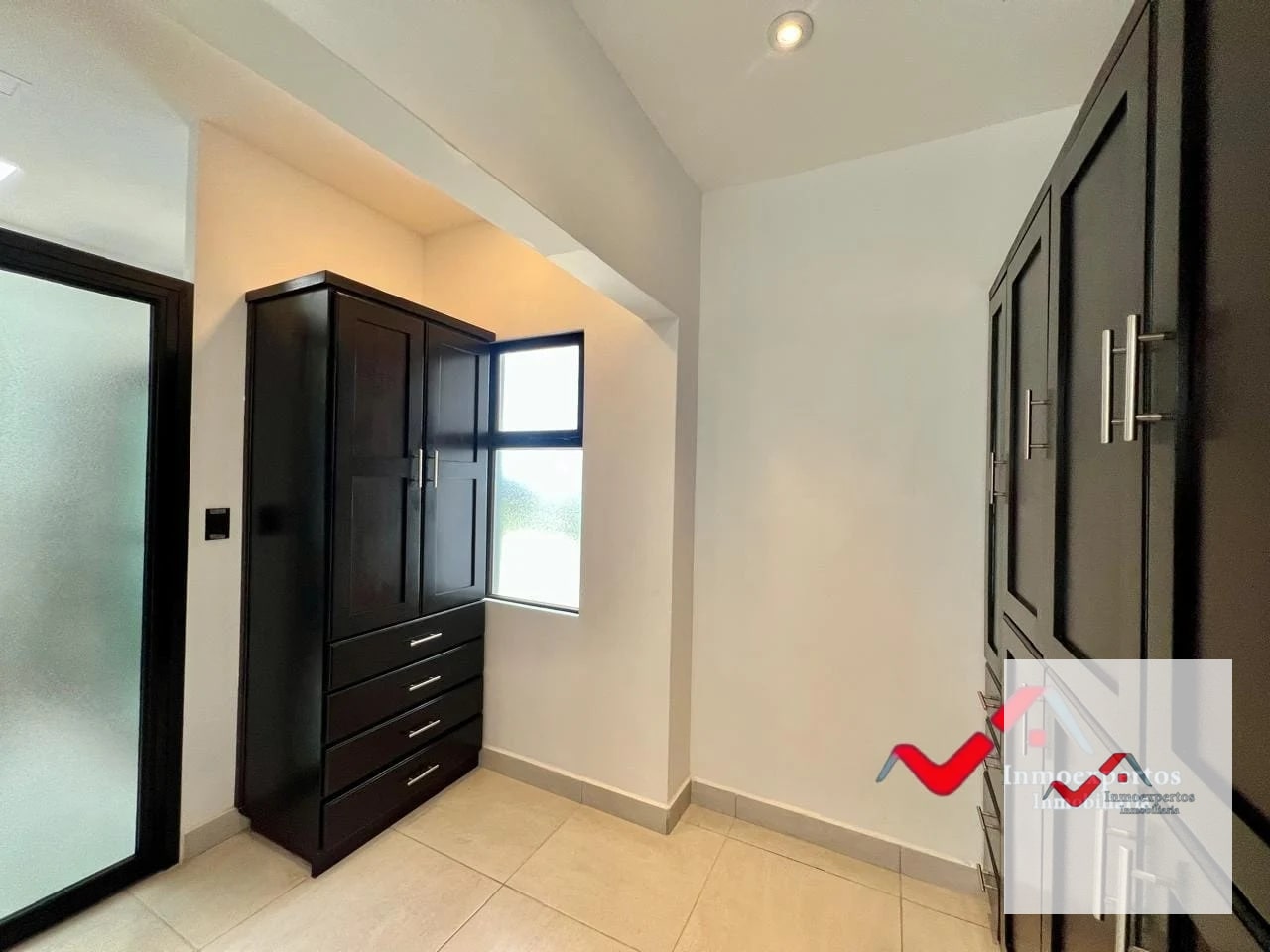 CASA EN VENTA EN ZONA 16 — Casa en Venta en Zona 16, Guatemala, Ciudad — foto 11 de 17