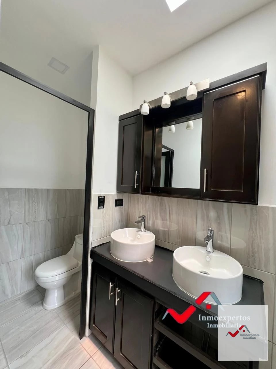 CASA EN VENTA EN ZONA 16 — Casa en Venta en Zona 16, Guatemala, Ciudad — foto 12 de 17