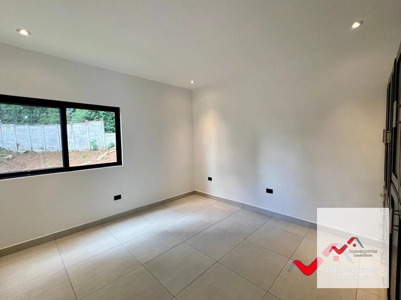 CASA EN VENTA EN ZONA 16 — Casa en Venta en Zona 16, Guatemala, Ciudad — foto 13 de 17