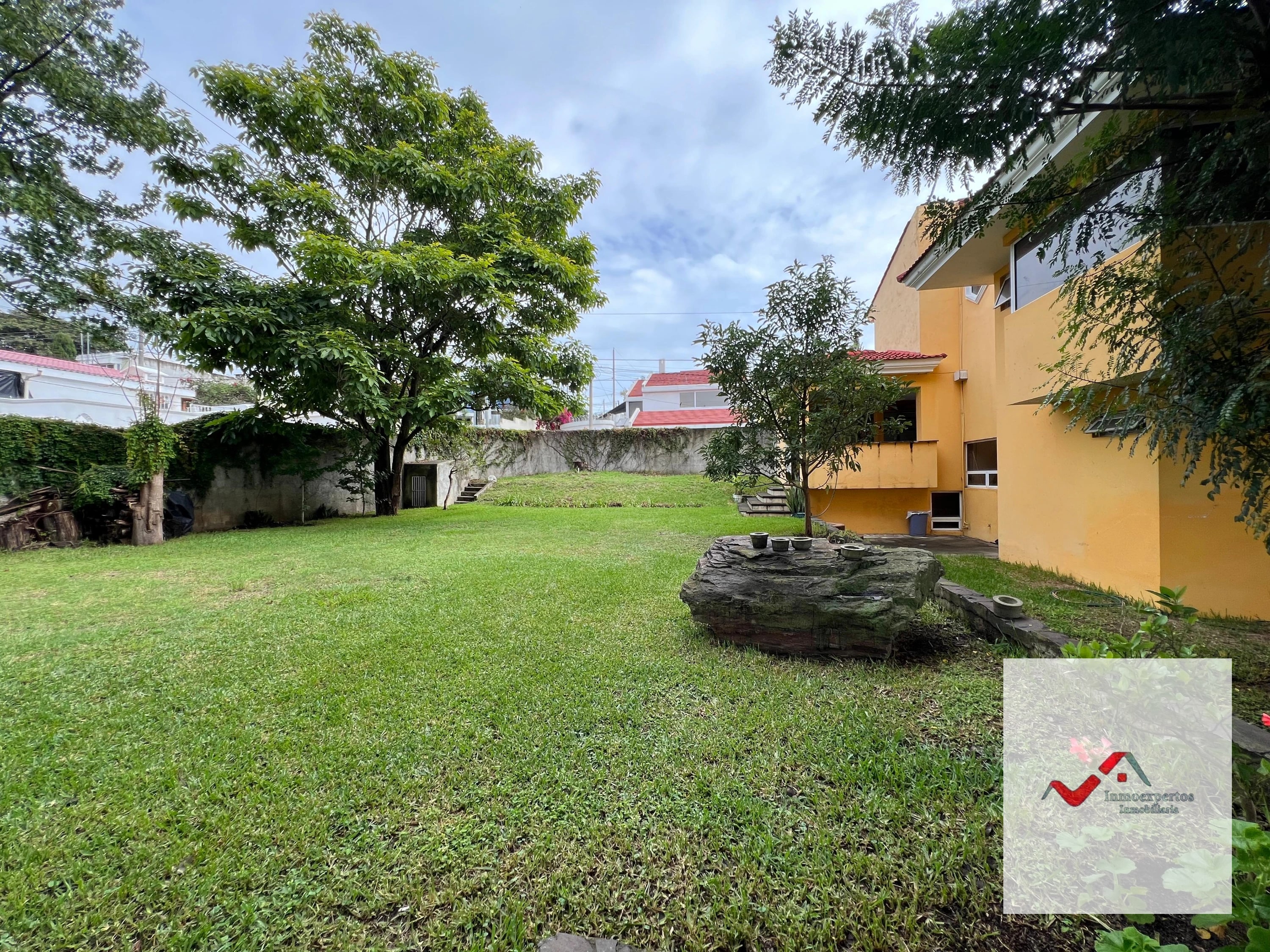 CASA EN VENTA SAN CRISTOBAL, ZONA 8 DE MIXCO RESIDENCIAL LOMA REAL — Casa en Venta en Loma Real, Zona 8 Mixco, Guatemala, Ciudad — foto 5 de 16