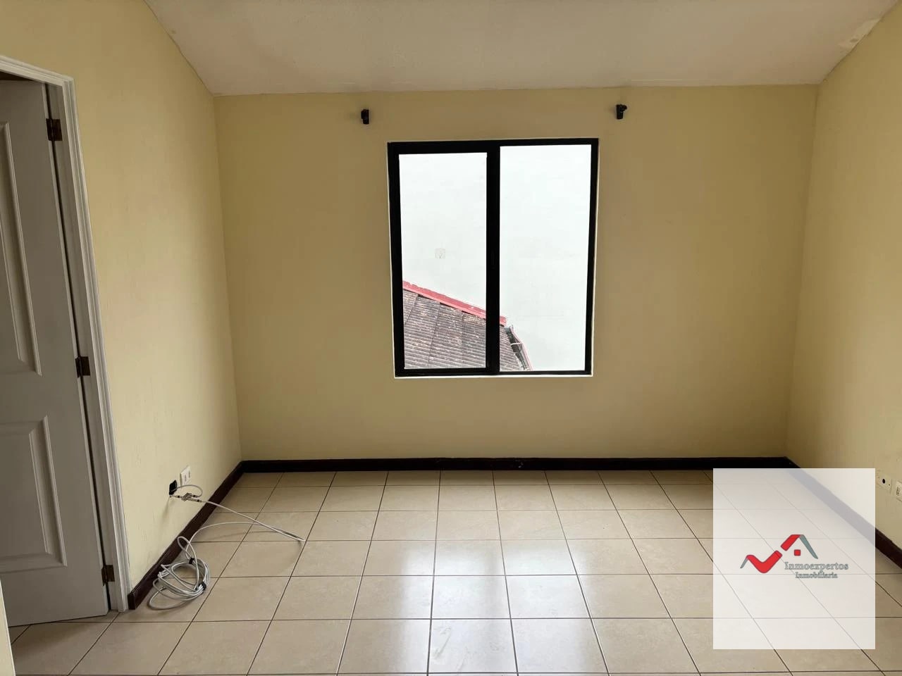 CASA EN VENTA CARRETERA A EL SALVADOR KM. 19.8 CONDOMINIO LOS MANZANILLOS — Casa en Venta en Las Manzanillas, Carretera a El Salvador, Guatemala, Ciudad — foto 11 de 17