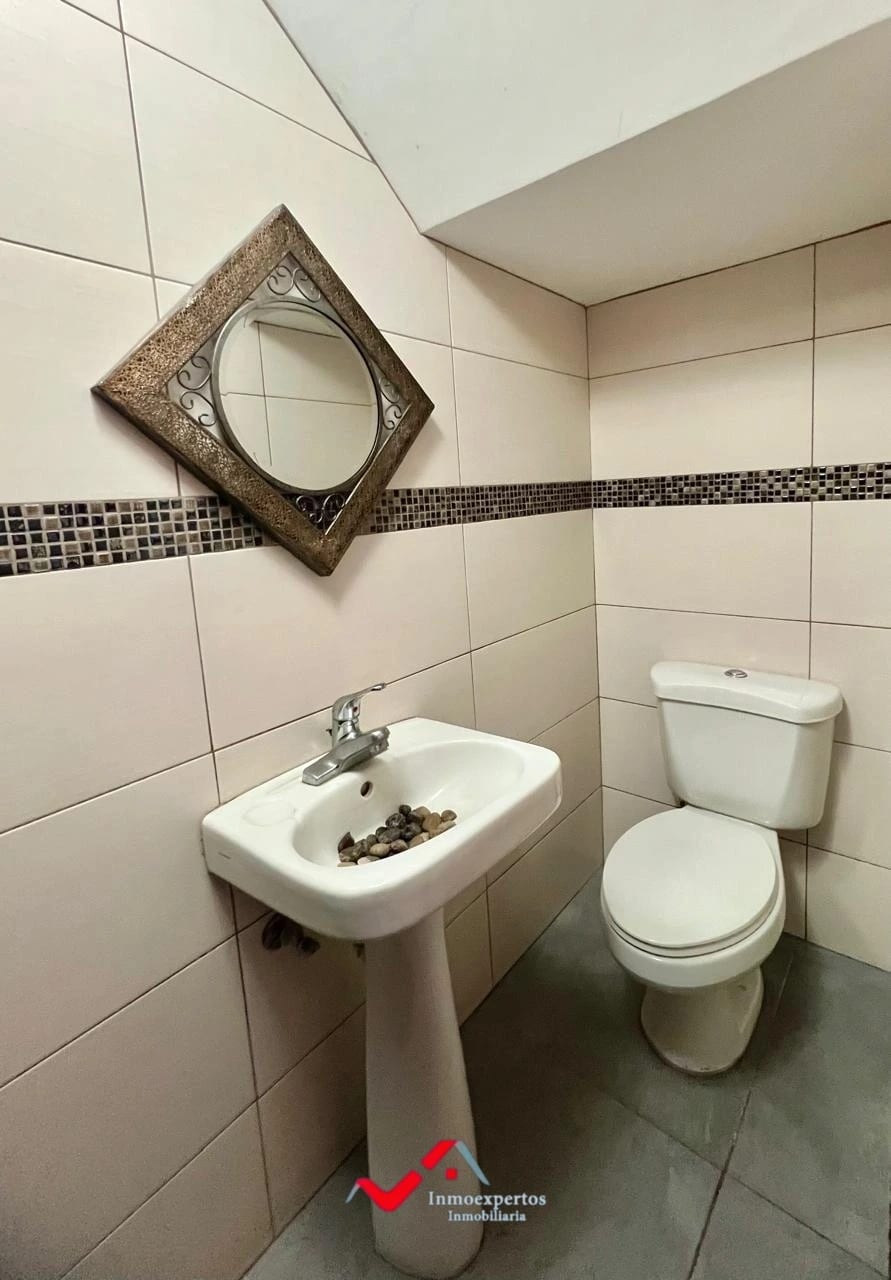 CASA EN RENTA EN PRADOS DE SAN CRISTOBAL, ZONA 8 DE MIXCO — Casa en Alquiler en Prados de San Cristóbal, Zona 8 Mixco, Guatemala, Ciudad — foto 7 de 17