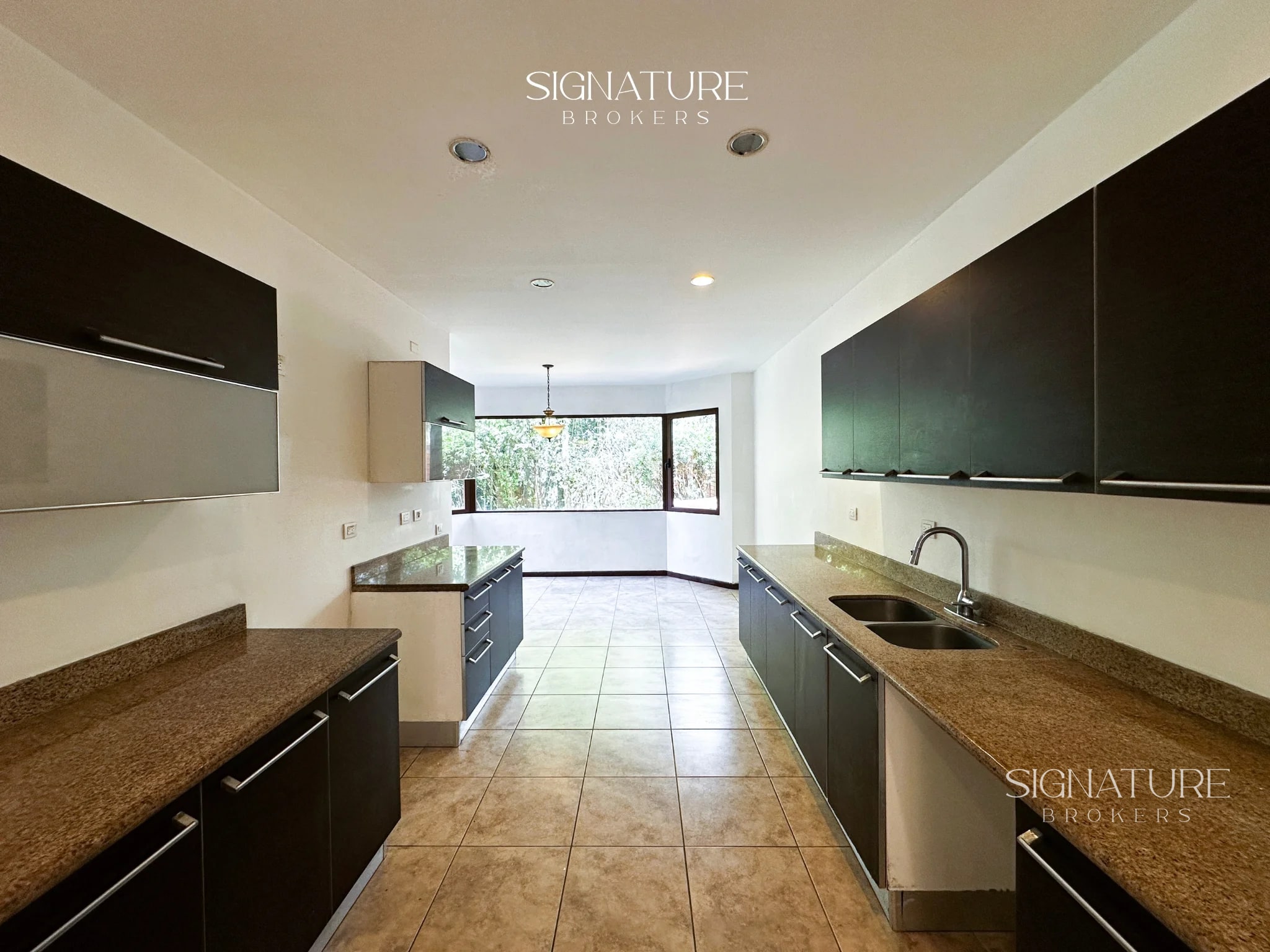 Casa en Venta - Puerta Grande, Km 14 CES - 2