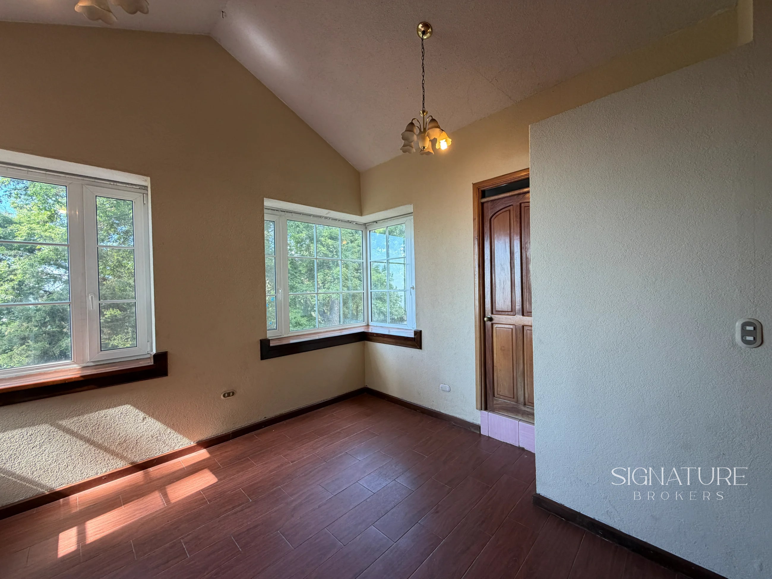 Casa en Venta - Bosque Vivo, KM 25.5 Carretera Interamericana a San Lucas — Casa en Venta en San Lucas Sacatepéquez, Sacatepéquez — foto 11 de 17