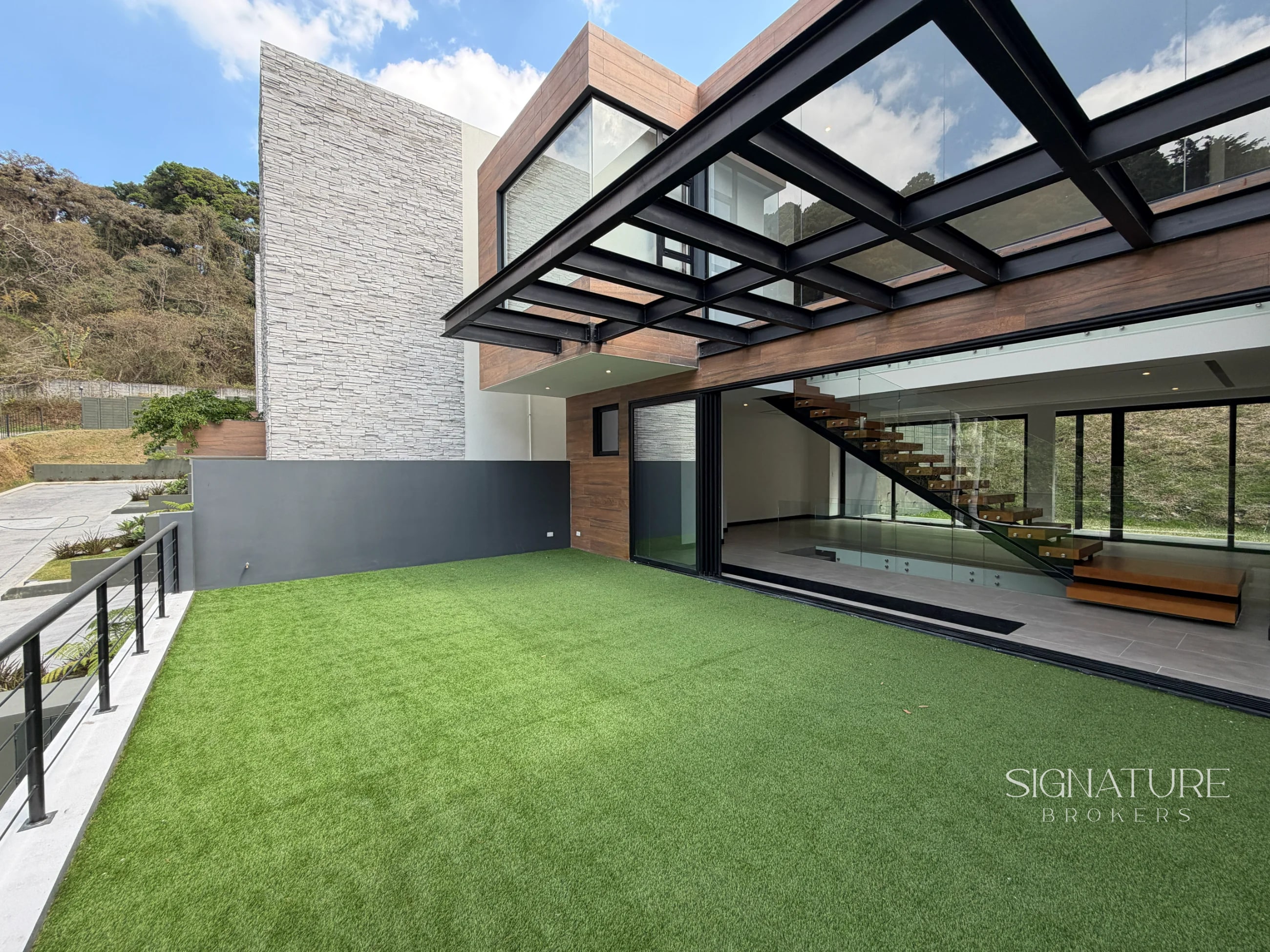 Casa en Renta - Arama, San Miguel Buena Vista, Santa Catarina Pinula — Casa en Alquiler en Santa Catarina Pinula, Guatemala, Ciudad — foto 1 de 17