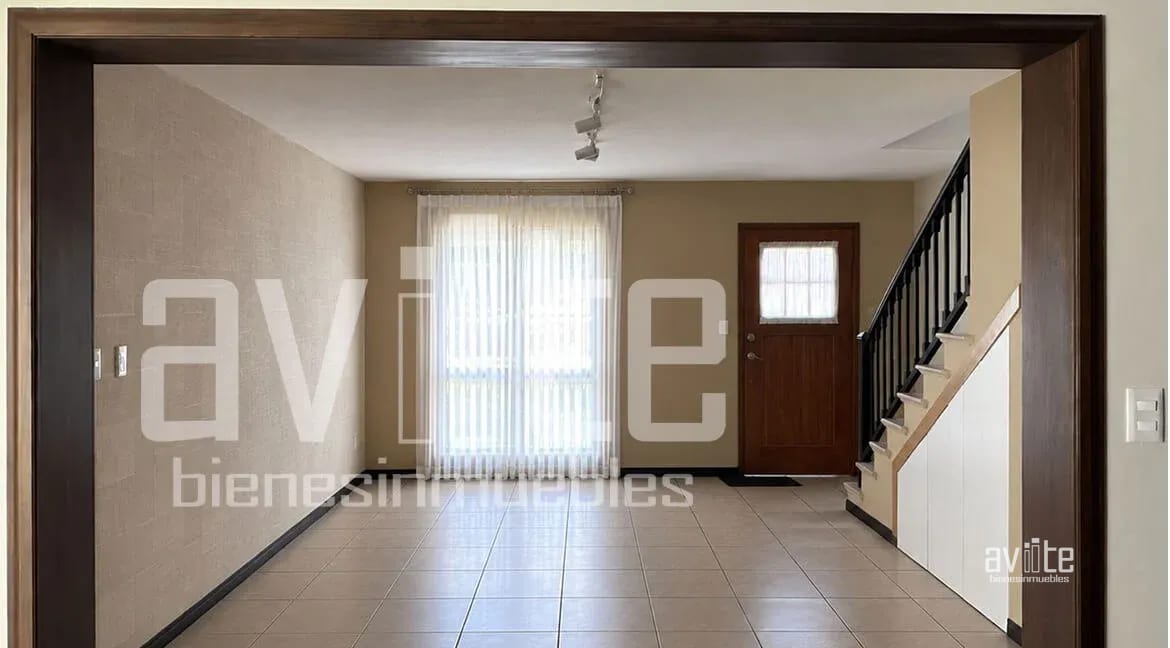 CONDADO NARANJO: Real Navarra, Alameda Norte Q3,850,000 — Casa en Venta en Condado Naranjo, Zona 4 Mixco, Guatemala, Ciudad — foto 4 de 8
