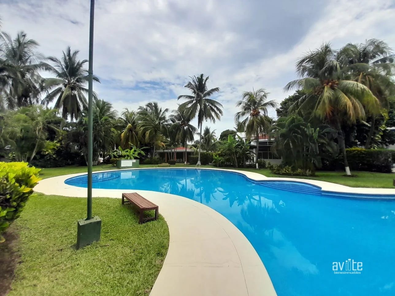 Villas del Pacifico, Escuintla. Casa totalmente equipada en venta. — Casa en Venta en Puerto San José, Escuintla — foto 1 de 13