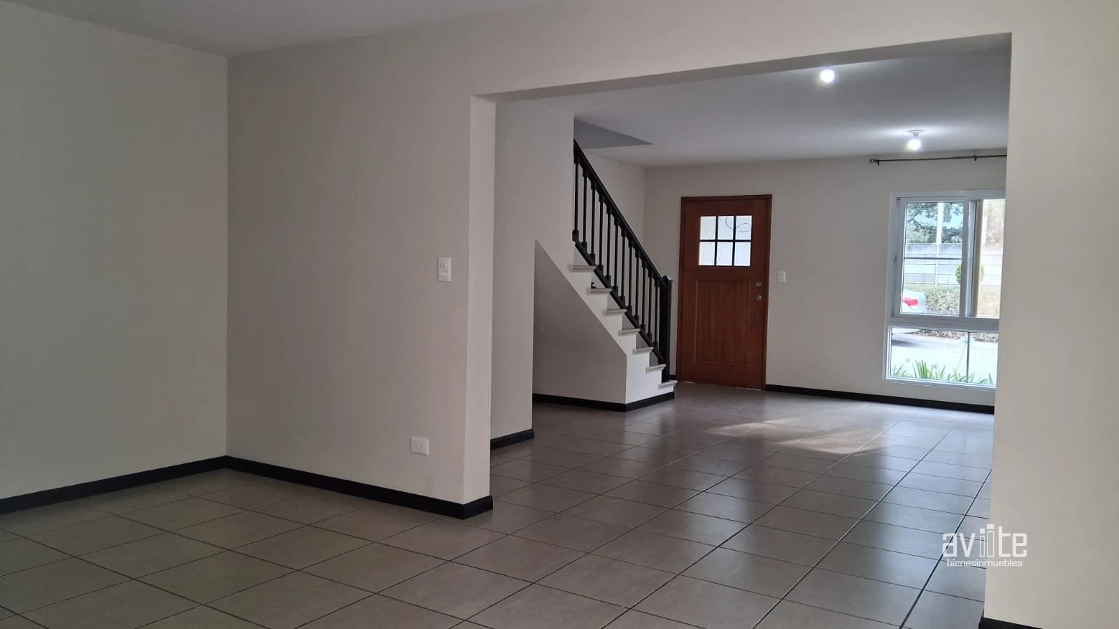 Condado Naranjo, casa Solana de construcción reciente en venta — Casa en Venta en Condado Naranjo, Zona 4 Mixco, Guatemala, Ciudad — foto 6 de 17