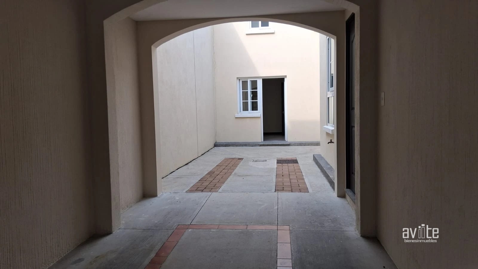 Condado Naranjo, casa Solana de construcción reciente en venta — Casa en Venta en Condado Naranjo, Zona 4 Mixco, Guatemala, Ciudad — foto 8 de 17