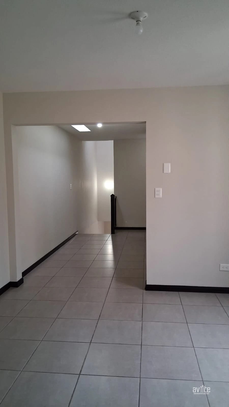 Condado Naranjo, casa Solana de construcción reciente en venta — Casa en Venta en Condado Naranjo, Zona 4 Mixco, Guatemala, Ciudad — foto 13 de 17