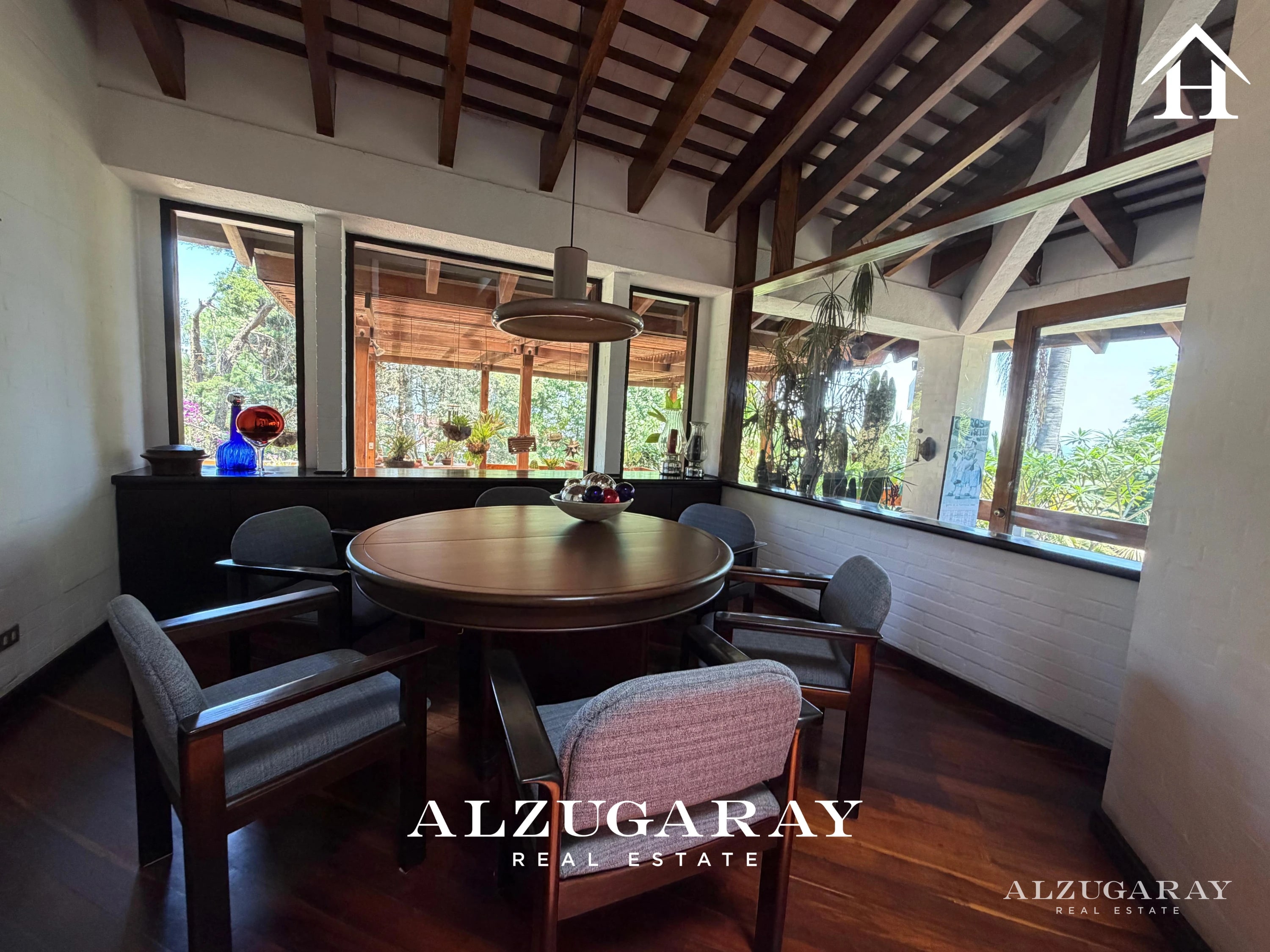 CASA CON JARDIN AMPLIO- 4 HAB./ COL. SAN RAFAEL 1 — Casa en Venta en San Rafael, Carretera a El Salvador, Guatemala, Ciudad — foto 9 de 12