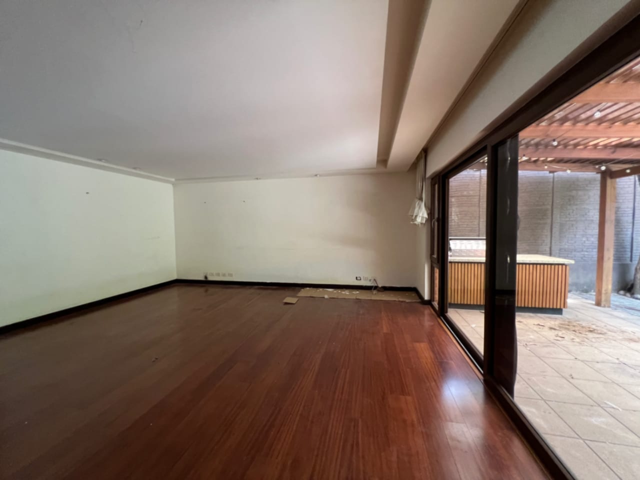 CASA RENTA CONDOMINIO EXCLUSIVO LA JOYA ZONA 10, 430 MTS2, 4 DORMITORIOS $4,000 DÓLARES MÁS IVA — Casa en Alquiler en Zona 10, Guatemala, Ciudad — foto 4 de 4