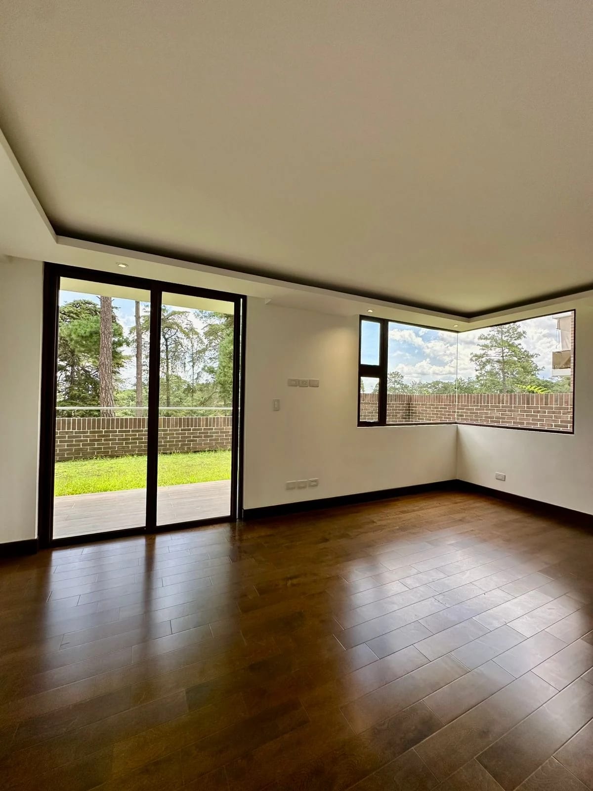 Alquilo casa en Siena zona 16 — Casa en Alquiler en Zona 16, Guatemala, Ciudad — foto 10 de 17