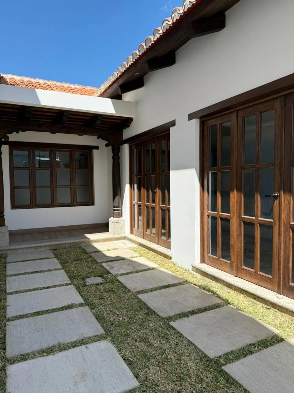 Vendo casa en Portal de las Rosas 1 San Miguel Dueñas — Casa en Venta en San Miguel Dueñas, Sacatepéquez — foto 1 de 13