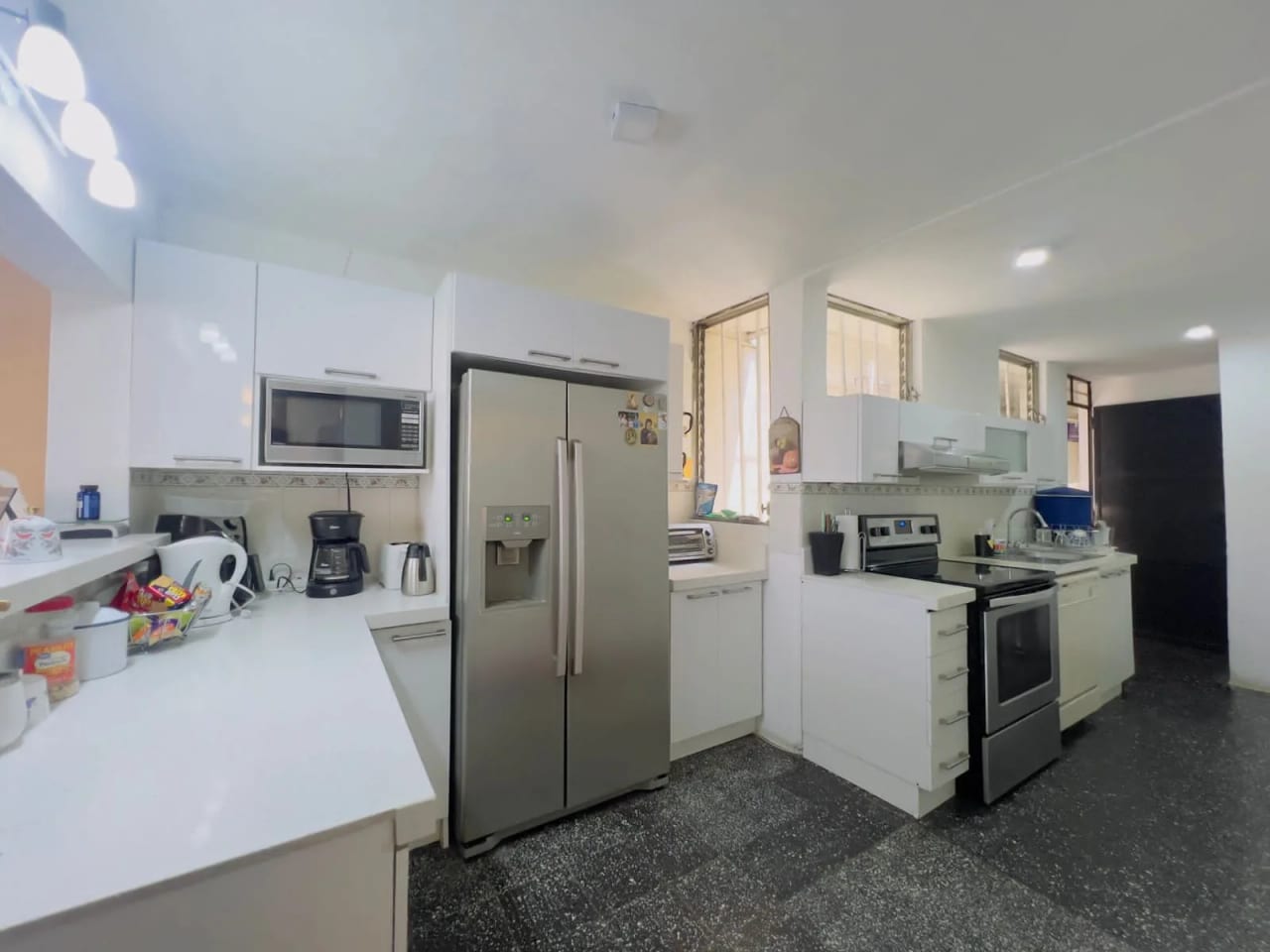 Vendo casa dentro de garita en Santa Rita 2 — Casa en Venta en Zona 2 Mixco, Guatemala, Ciudad — foto 6 de 17