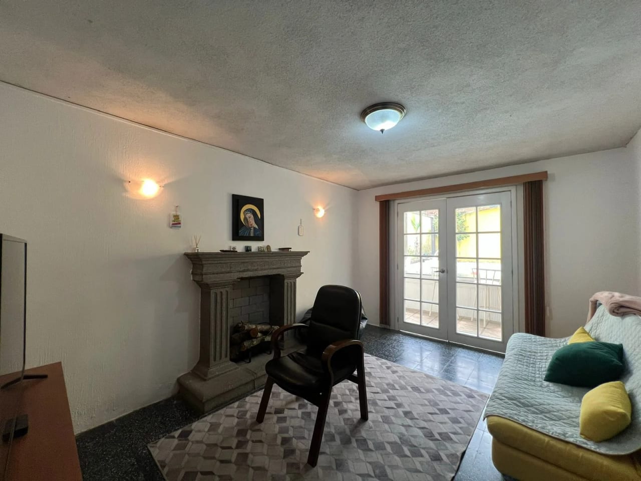 Vendo casa dentro de garita en Santa Rita 2 — Casa en Venta en Zona 2 Mixco, Guatemala, Ciudad — foto 10 de 17