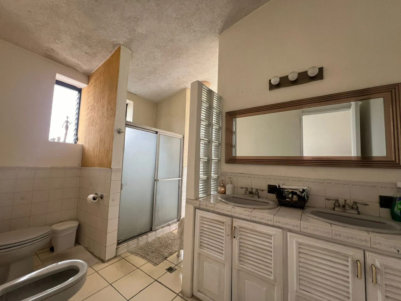 Vendo casa dentro de garita en Santa Rita 2 — Casa en Venta en Zona 2 Mixco, Guatemala, Ciudad — foto 13 de 17
