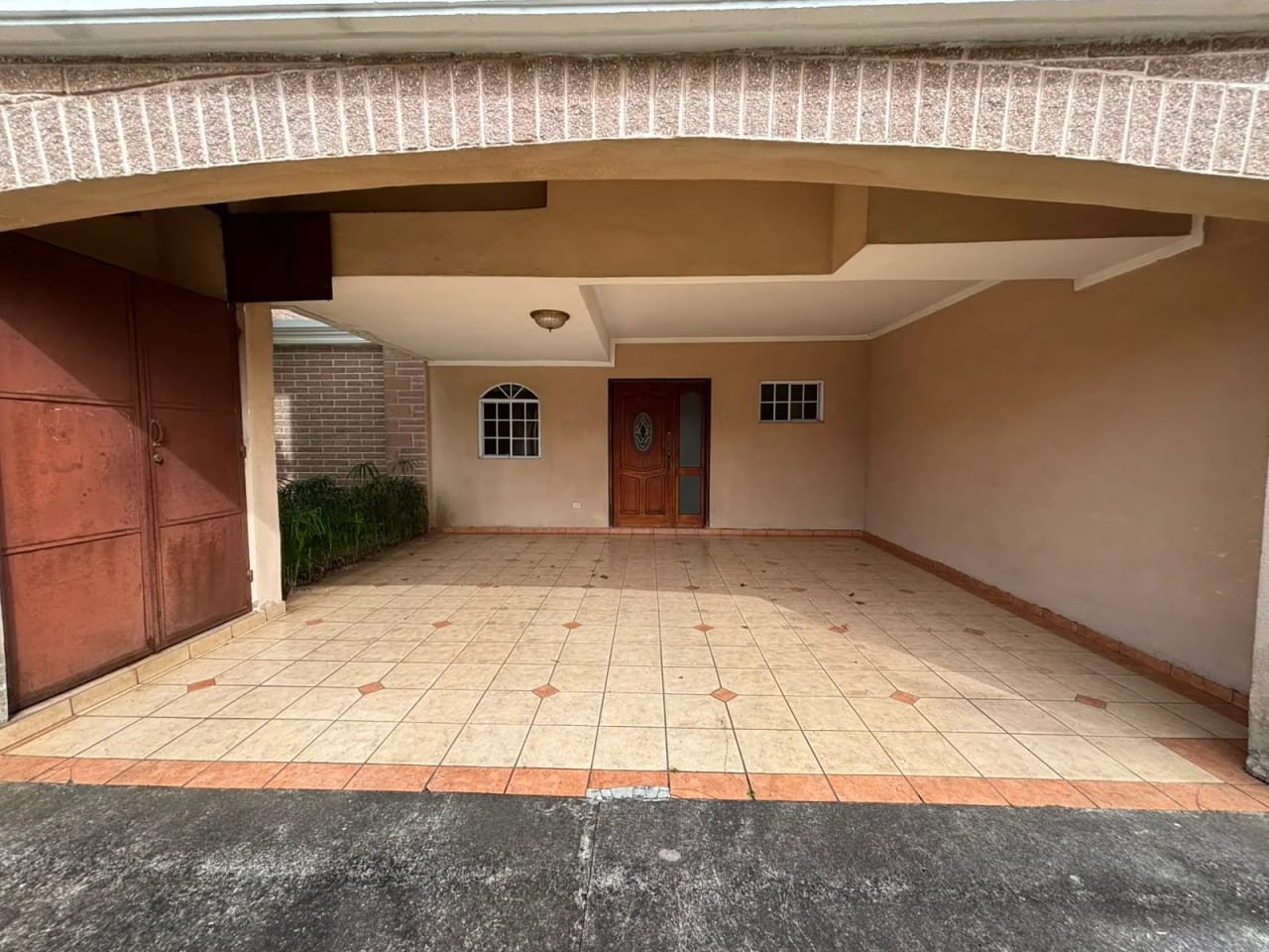 Casa en alquiler condominio Santa Anita 2 Carretera Salvador — Casa en Alquiler en Carretera a El Salvador, Guatemala, Ciudad — foto 1 de 17