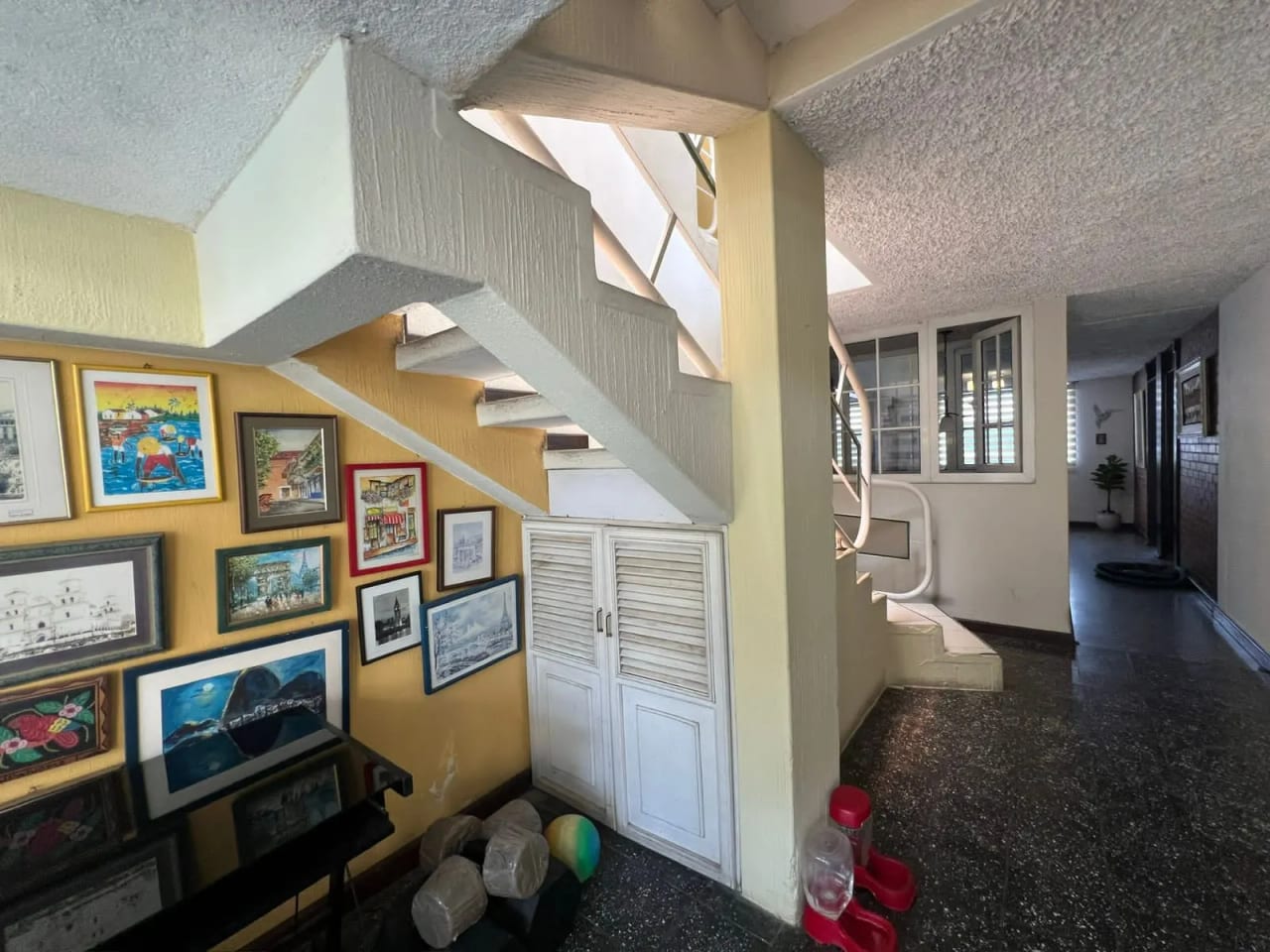 Casa en venta dentro de garita en Santa Rita 2 — Casa en Venta en Zona 2 Mixco, Guatemala, Ciudad — foto 9 de 16