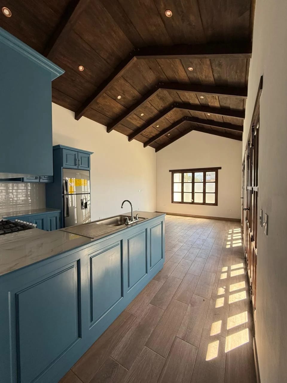 Casa en venta en condominio Portal de las Rosas 1 San Miguel Dueñas — Casa en Venta en San Miguel Dueñas, Sacatepéquez — foto 2 de 13