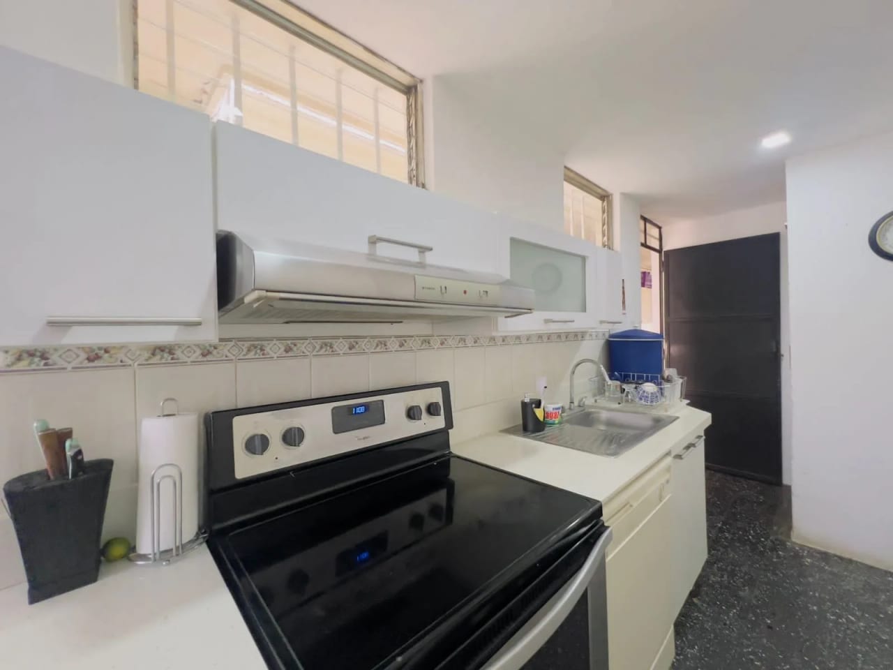 Casa en venta dentro de garita en Santa Rita 2 — Casa en Venta en Zona 7 Mixco, Guatemala, Ciudad — foto 7 de 16